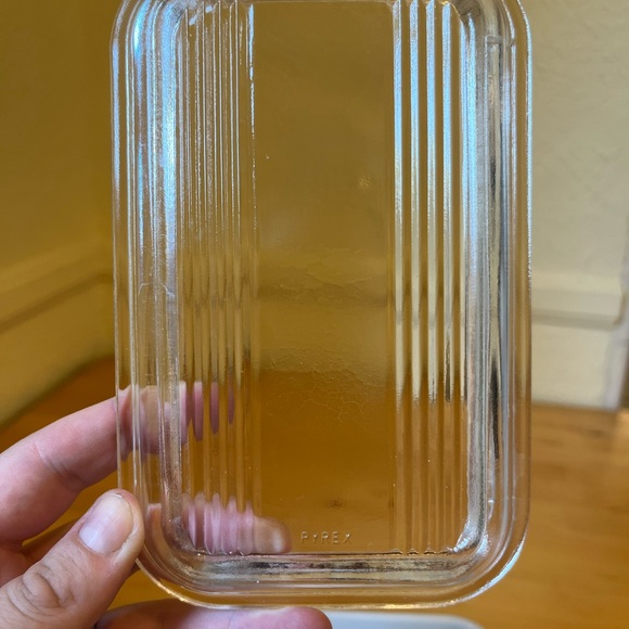 Vintage Pyrex Medium Refrigerator Jar w Lid in Blue - Picture 14 of 16